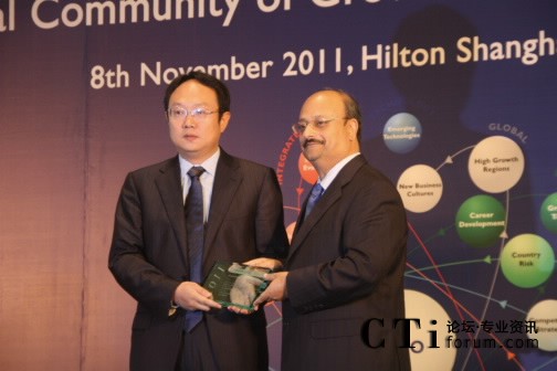 Frost & Sullivan ȫ��CEO�涭�ºϻ���Aroop Zutshi���ң����A���������(w��)�C�l(f��)��ȫ����Ź�������(w��)���L(zh��ng)�c��(chu��ng)�ª�(ji��ng)�����n�����A���������(w��)�a(ch��n)Ʒ�����L(zh��ng)����<br/>

