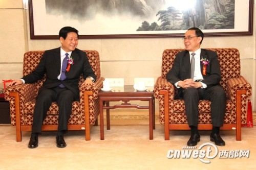 ���ʡί����(sh��)ӛ��ʡ�L(zh��ng)�w�����c�Ї�(gu��)(li��n)ͨ������(j��ng)��������ͨ����